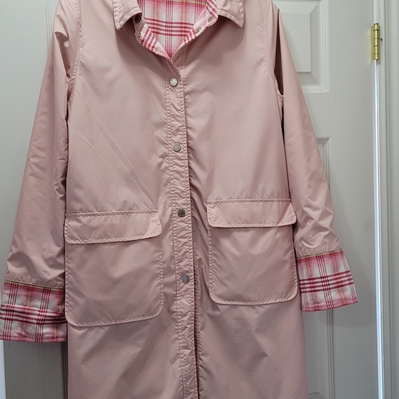 Reversible pink trench coat - Picture 9 of 12